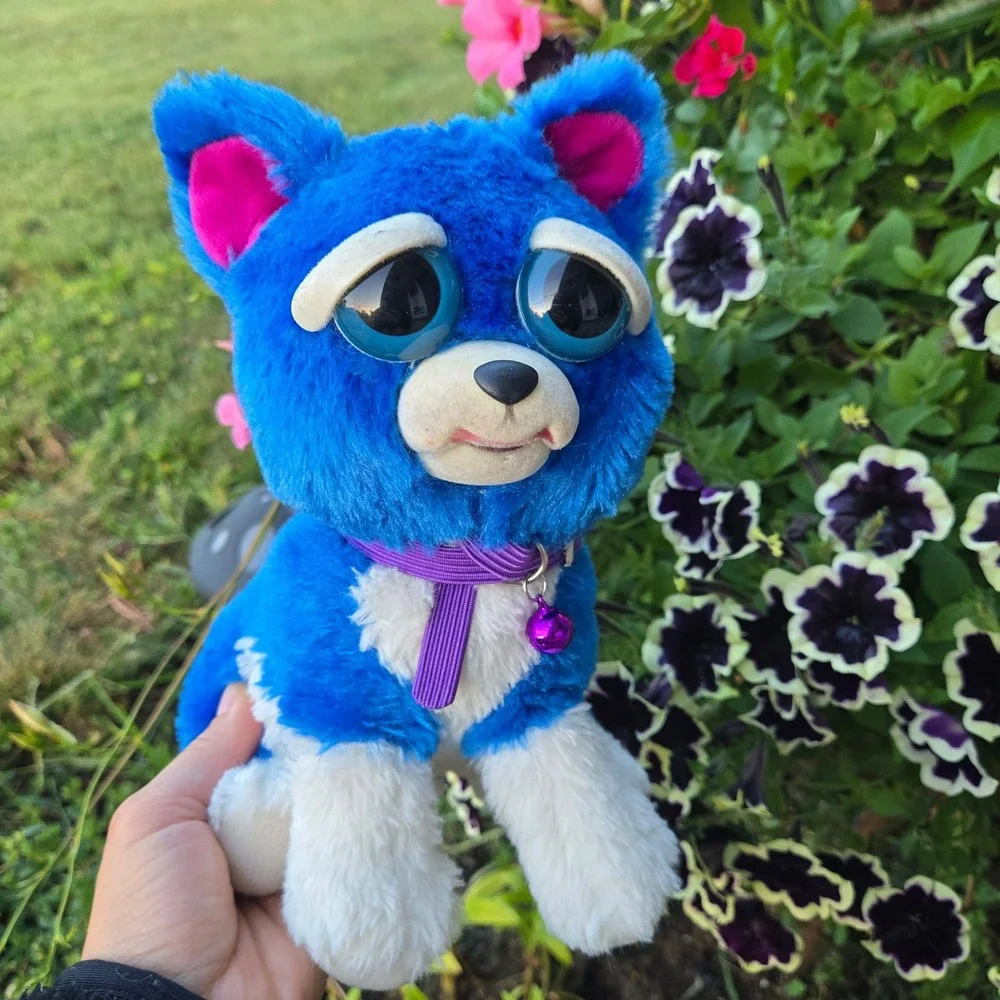 Fiesty pets William Mark Blue and White Stuffed plush toy